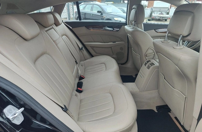 Mercedes-Benz CLS cena 92900 przebieg: 286259, rok produkcji 2014 z Częstochowa małe 529